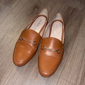 Jenn Ardor tan flats business casual